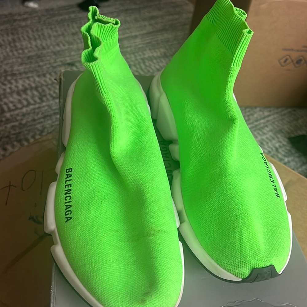 BALENCIAGA  sz 41